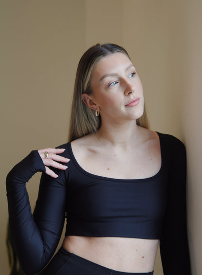 Oriel Long Sleeve Bra in Obsidian